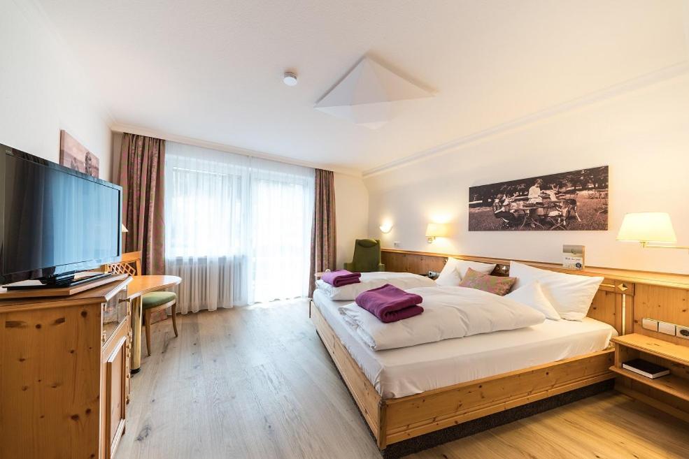 Naturparkhotel Adler Отель Вольфах