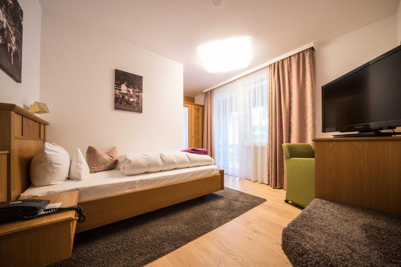 Naturparkhotel Adler 4*