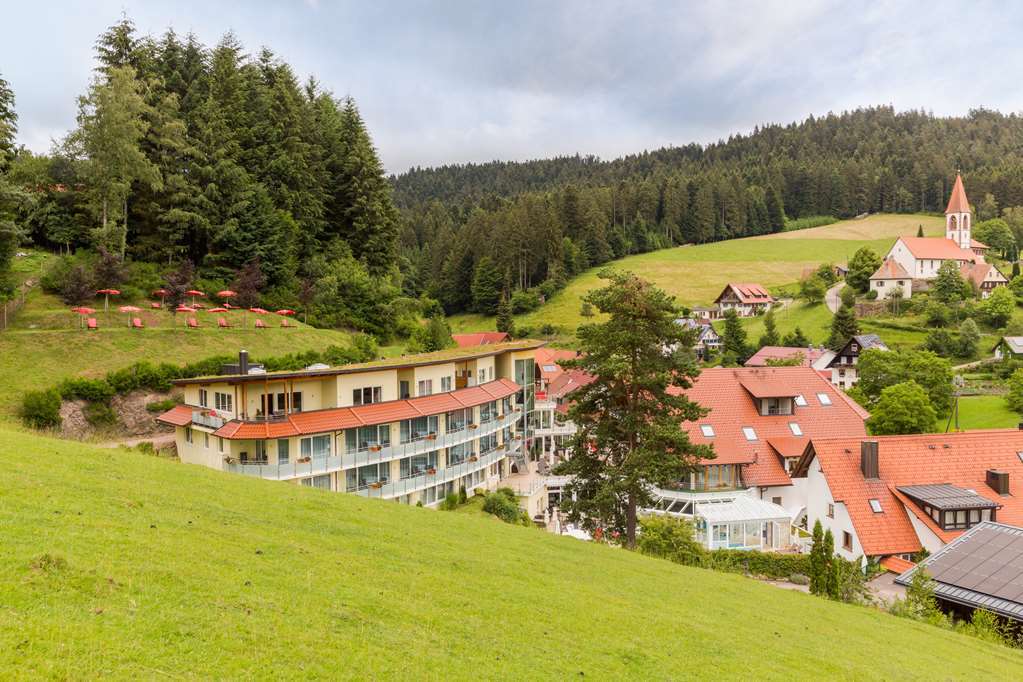Naturparkhotel Adler 4*