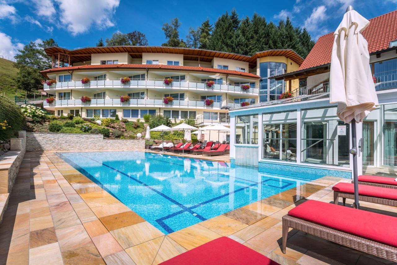 Naturparkhotel Adler Hotel